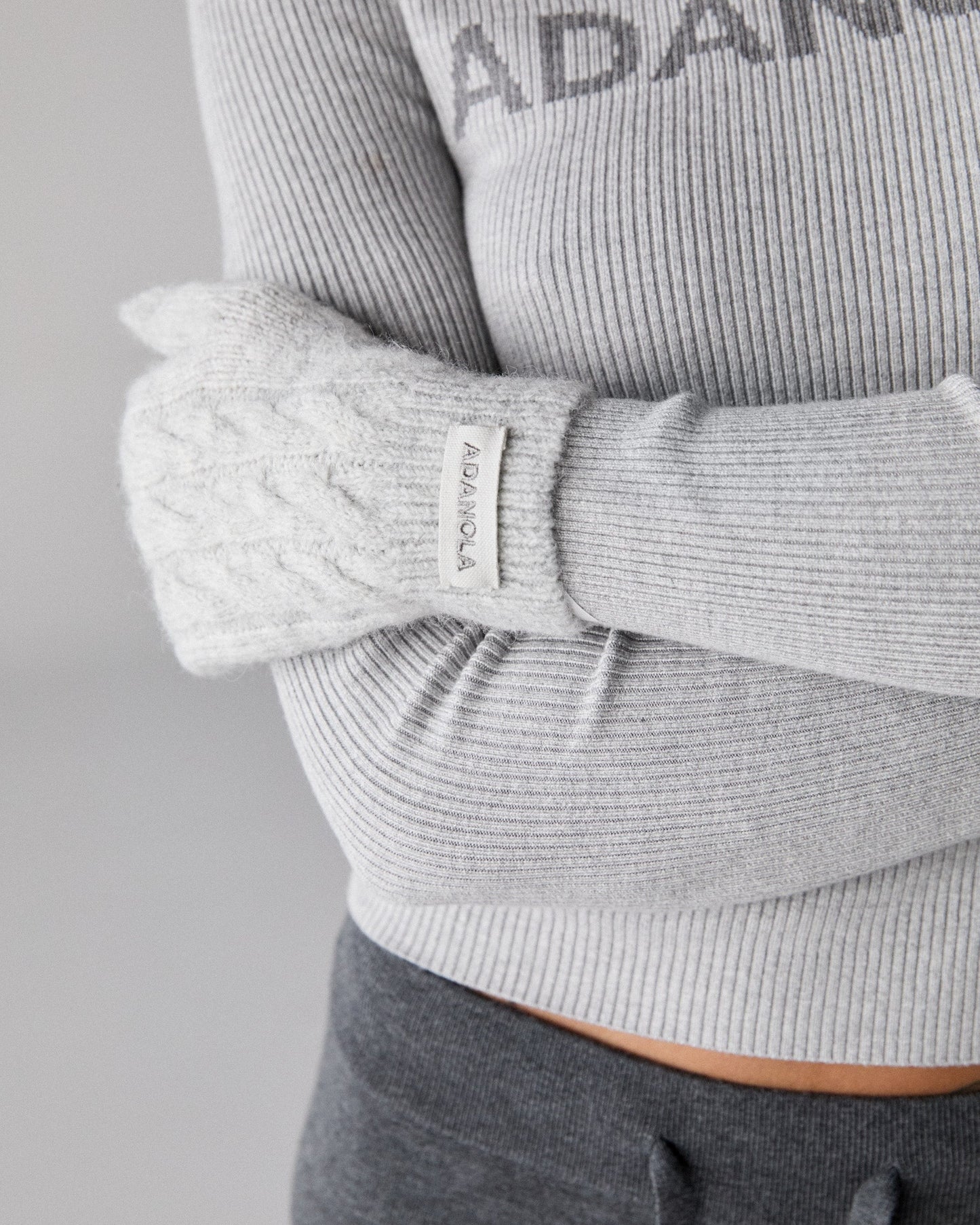 Cable Knit Mittens - Light Grey Melange