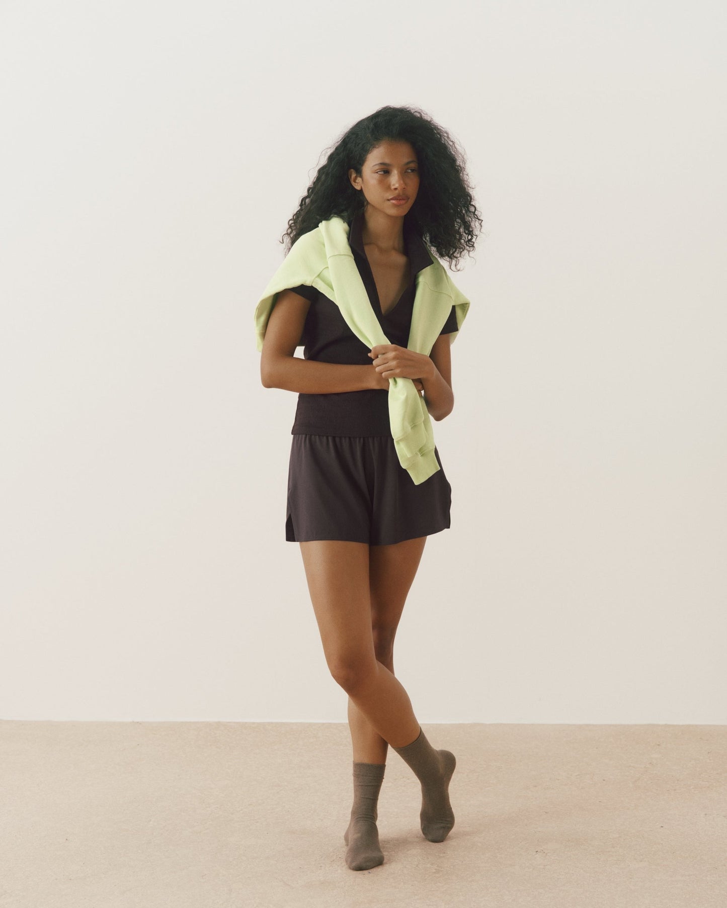 Studio Side Split Shorts - Coffee Bean